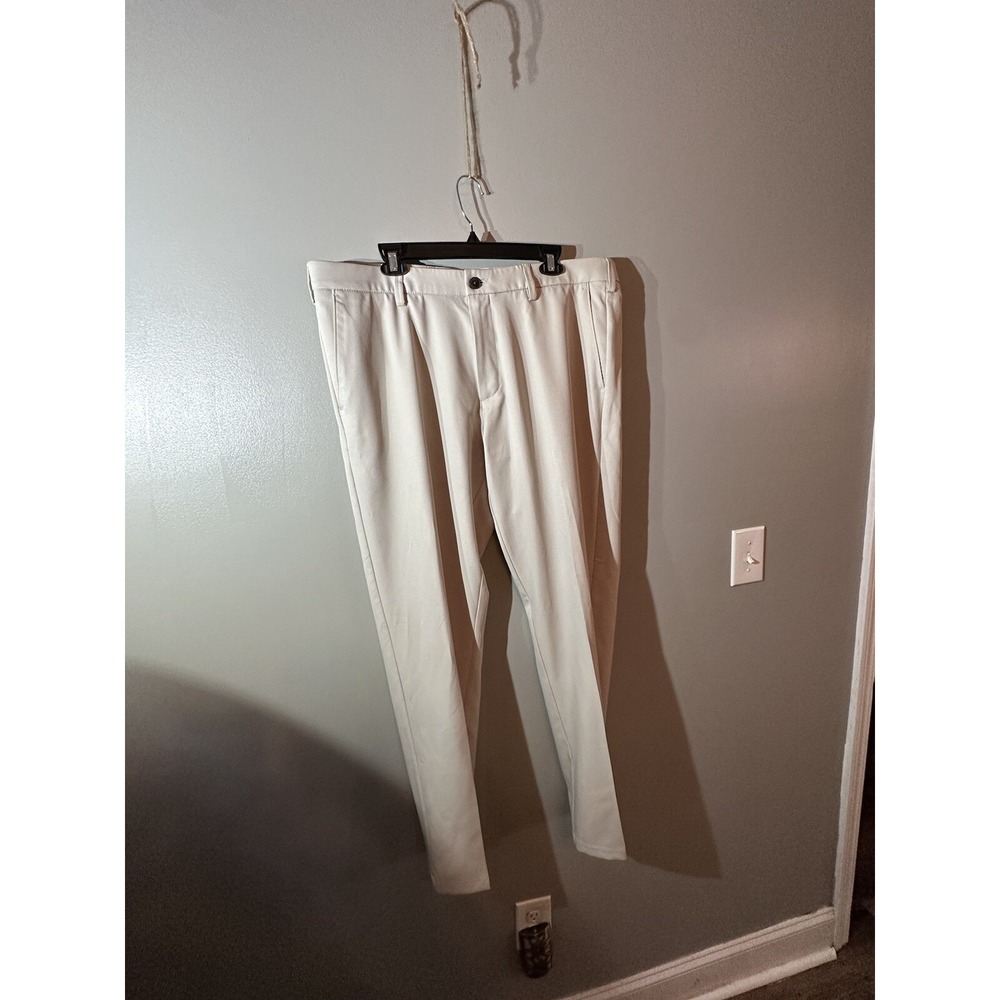 Haggar Mens Performance Dress Pant Straight Fit Super Flex Waist Khaki 34x32 NWT